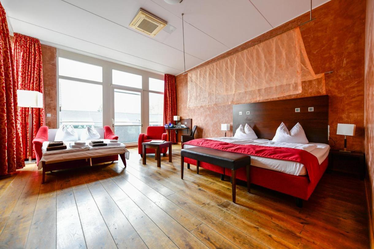 Landhotel Burg Im Spreewald - Resort & Spa Esterno foto